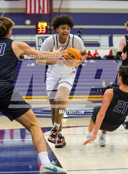 Thumbnail 2 in Rock Canyon vs. Herriman (Tournament of Champions) photogallery.