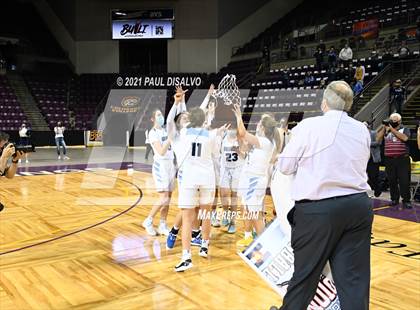 Thumbnail 2 in Platte Valley vs. Lutheran (CHSAA 3A State Final) photogallery.