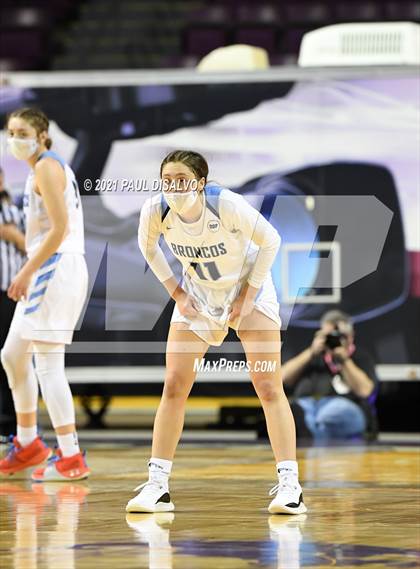 Thumbnail 2 in Platte Valley vs. Lutheran (CHSAA 3A State Final) photogallery.