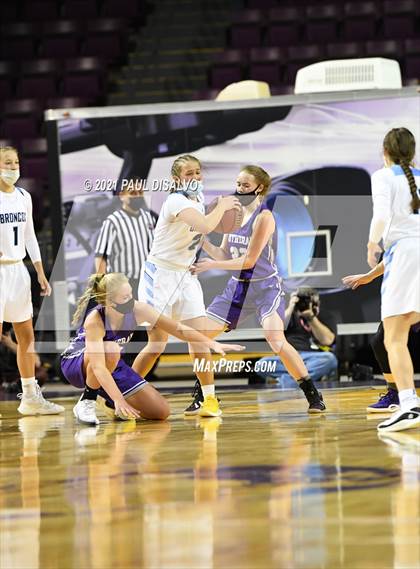 Thumbnail 2 in Platte Valley vs. Lutheran (CHSAA 3A State Final) photogallery.