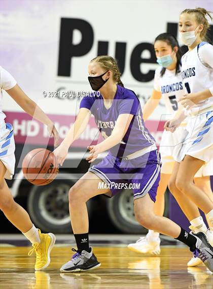 Thumbnail 1 in Platte Valley vs. Lutheran (CHSAA 3A State Final) photogallery.