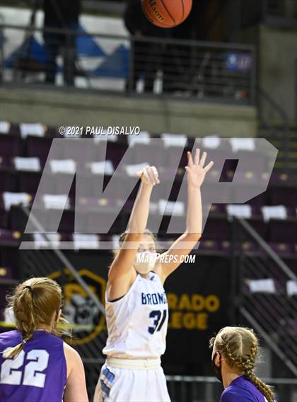 Thumbnail 1 in Platte Valley vs. Lutheran (CHSAA 3A State Final) photogallery.