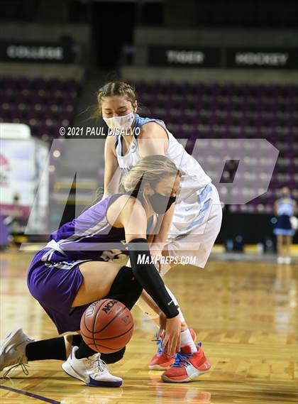 Thumbnail 1 in Platte Valley vs. Lutheran (CHSAA 3A State Final) photogallery.