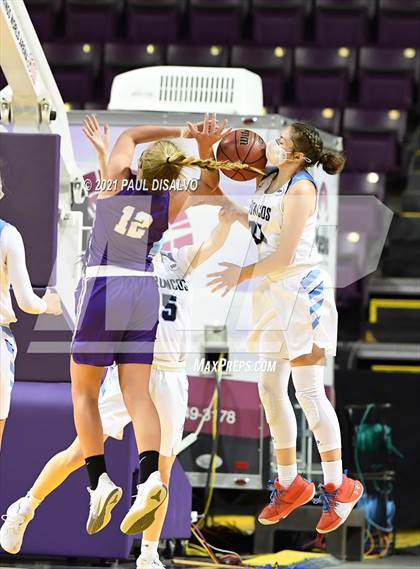 Thumbnail 2 in Platte Valley vs. Lutheran (CHSAA 3A State Final) photogallery.
