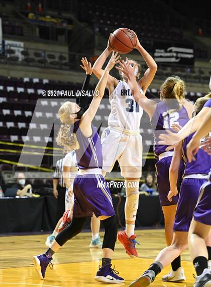 Thumbnail 2 in Platte Valley vs. Lutheran (CHSAA 3A State Final) photogallery.