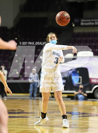 Thumbnail 3 in Platte Valley vs. Lutheran (CHSAA 3A State Final) photogallery.