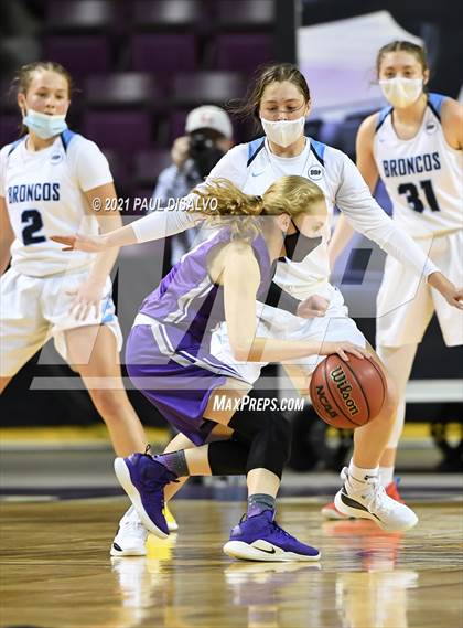 Thumbnail 1 in Platte Valley vs. Lutheran (CHSAA 3A State Final) photogallery.
