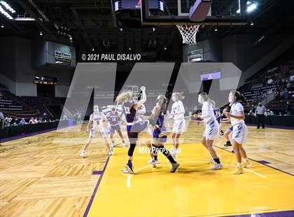 Thumbnail 3 in Platte Valley vs. Lutheran (CHSAA 3A State Final) photogallery.