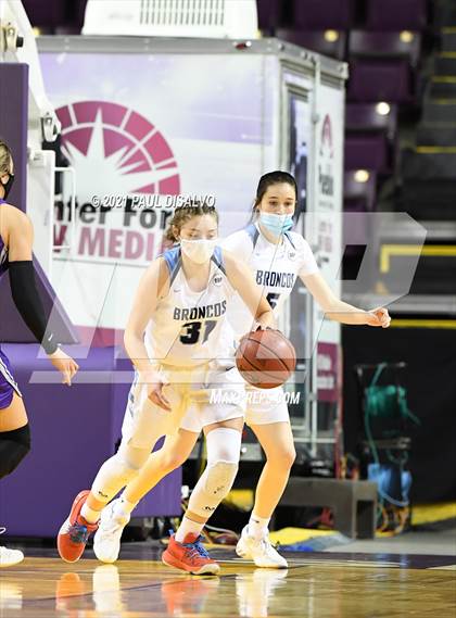 Thumbnail 3 in Platte Valley vs. Lutheran (CHSAA 3A State Final) photogallery.
