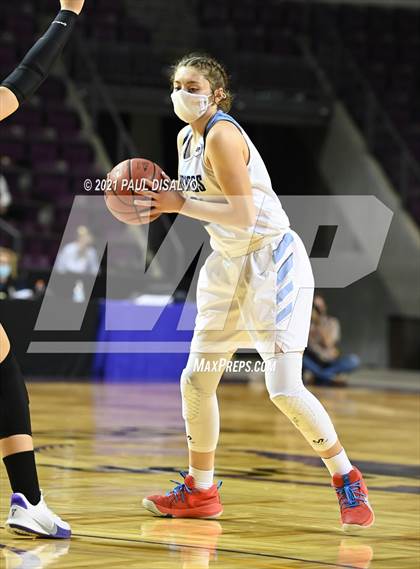 Thumbnail 2 in Platte Valley vs. Lutheran (CHSAA 3A State Final) photogallery.