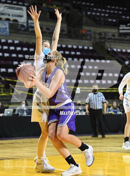 Thumbnail 3 in Platte Valley vs. Lutheran (CHSAA 3A State Final) photogallery.