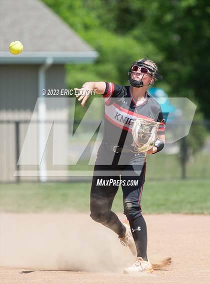 Thumbnail 2 in Franklin vs Cathedral Prep (PIAA D10 4A Championship) photogallery.