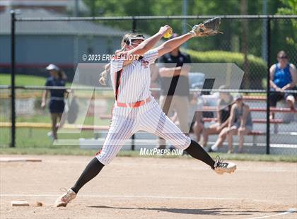Thumbnail 3 in Franklin vs Cathedral Prep (PIAA D10 4A Championship) photogallery.