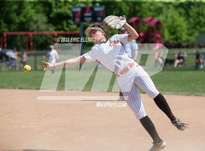 Thumbnail 2 in Franklin vs Cathedral Prep (PIAA D10 4A Championship) photogallery.