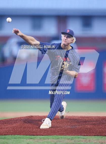 Thumbnail 1 in Neshoba Central vs South Panola (MHSAA Class 6A Round 1)  photogallery.