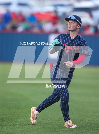 Thumbnail 3 in Neshoba Central vs South Panola (MHSAA Class 6A Round 1)  photogallery.