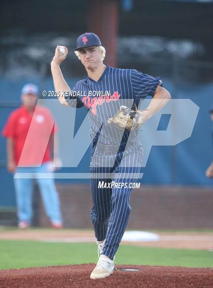 Thumbnail 3 in Neshoba Central vs South Panola (MHSAA Class 6A Round 1)  photogallery.