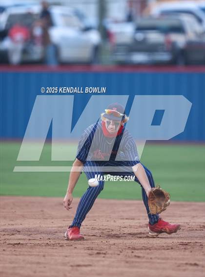 Thumbnail 2 in Neshoba Central vs South Panola (MHSAA Class 6A Round 1)  photogallery.