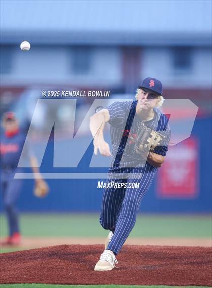 Thumbnail 2 in Neshoba Central vs South Panola (MHSAA Class 6A Round 1)  photogallery.