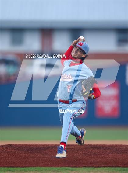 Thumbnail 3 in Neshoba Central vs South Panola (MHSAA Class 6A Round 1)  photogallery.