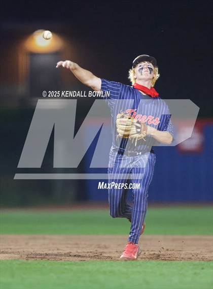 Thumbnail 3 in Neshoba Central vs South Panola (MHSAA Class 6A Round 1)  photogallery.