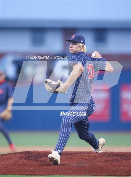 Thumbnail 1 in Neshoba Central vs South Panola (MHSAA Class 6A Round 1)  photogallery.