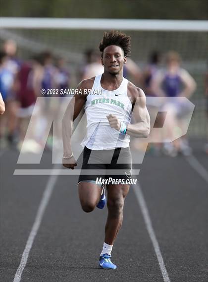 Thumbnail 1 in Porter Ridge Track Meet photogallery.