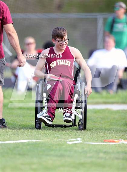 Thumbnail 3 in Porter Ridge Track Meet photogallery.