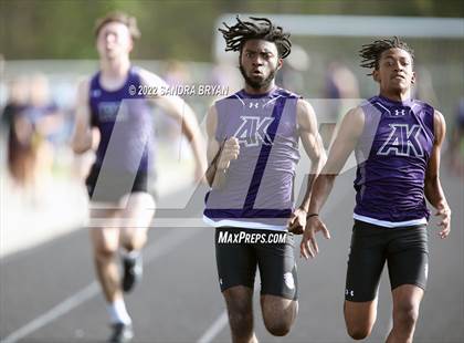 Thumbnail 1 in Porter Ridge Track Meet photogallery.