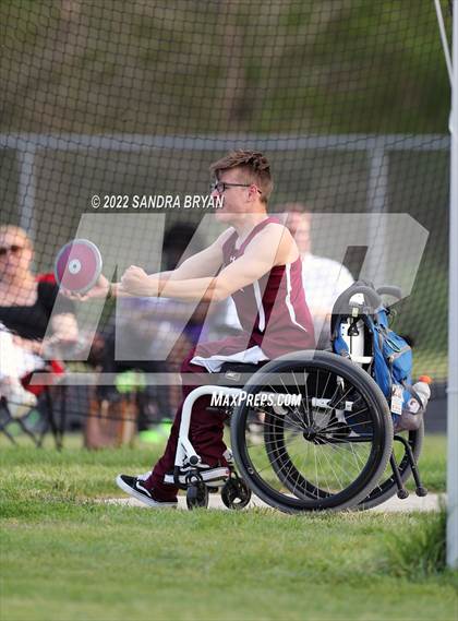 Thumbnail 2 in Porter Ridge Track Meet photogallery.