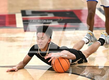 Thumbnail 3 in Laguna Hills vs. Los Alamitos (Tustin Holiday Classic) photogallery.