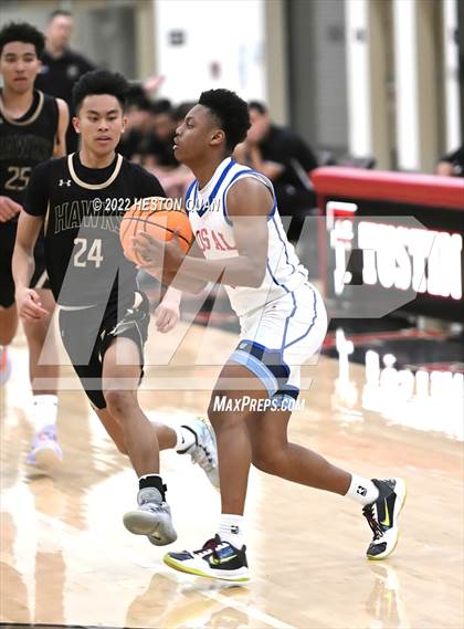 Thumbnail 1 in Laguna Hills vs. Los Alamitos (Tustin Holiday Classic) photogallery.