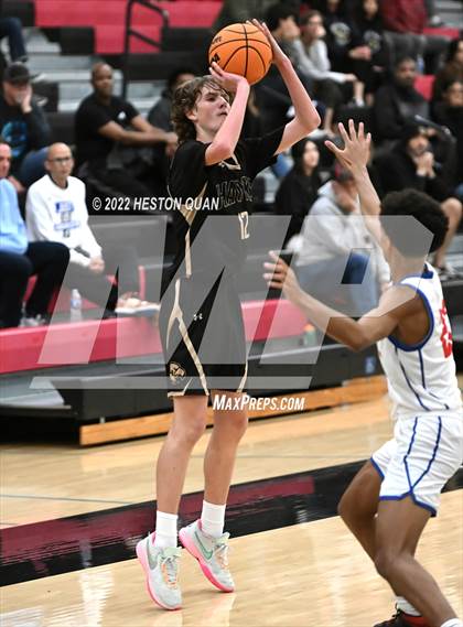 Thumbnail 1 in Laguna Hills vs. Los Alamitos (Tustin Holiday Classic) photogallery.