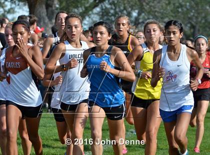 Thumbnail 2 in UNM Invitational photogallery.