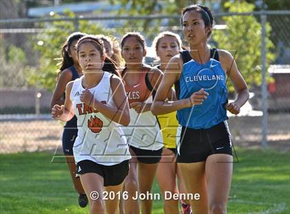 Thumbnail 1 in UNM Invitational photogallery.