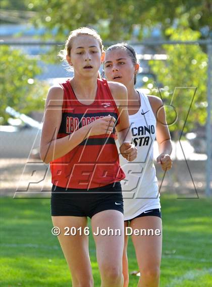Thumbnail 1 in UNM Invitational photogallery.