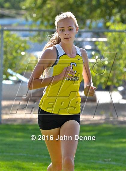 Thumbnail 2 in UNM Invitational photogallery.