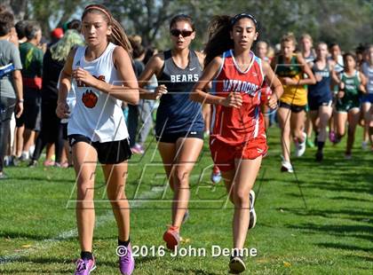 Thumbnail 1 in UNM Invitational photogallery.