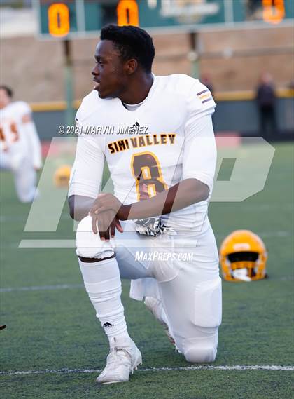 Thumbnail 2 in Royal vs Simi Valley photogallery.