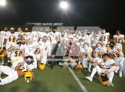 Thumbnail 2 in Royal vs Simi Valley photogallery.