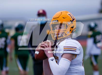Thumbnail 1 in Royal vs Simi Valley photogallery.