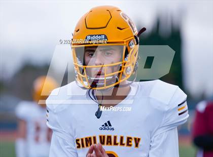 Thumbnail 3 in Royal vs Simi Valley photogallery.