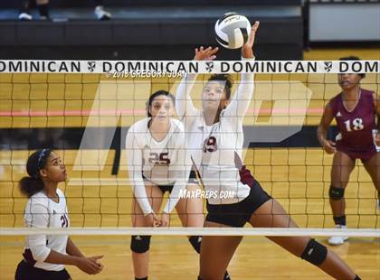 Thumbnail 2 in De La Salle vs Notre Dame (Catholic League Tournament) photogallery.