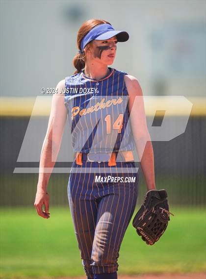 Thumbnail 1 in Coleville vs. Pahranagat Valley (NIAA Class 1A State Playoff Final) photogallery.