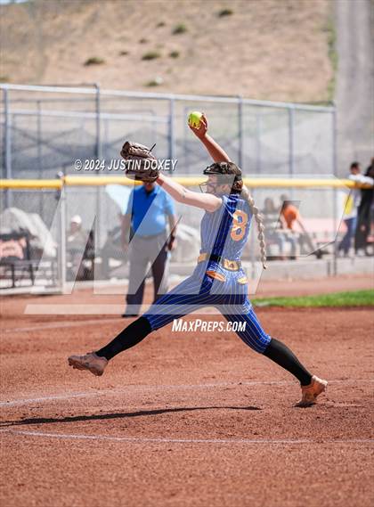 Thumbnail 1 in Coleville vs. Pahranagat Valley (NIAA Class 1A State Playoff Final) photogallery.