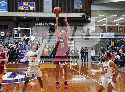 Thumbnail 3 in Danville vs. Beech Grove (IHSAA 3A Regional Final) photogallery.