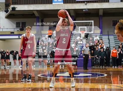 Thumbnail 3 in Danville vs. Beech Grove (IHSAA 3A Regional Final) photogallery.