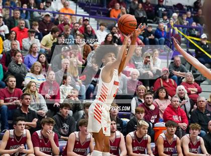 Thumbnail 1 in Danville vs. Beech Grove (IHSAA 3A Regional Final) photogallery.