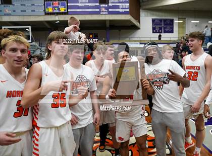 Thumbnail 2 in Danville vs. Beech Grove (IHSAA 3A Regional Final) photogallery.