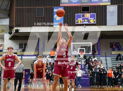 Thumbnail 2 in Danville vs. Beech Grove (IHSAA 3A Regional Final) photogallery.
